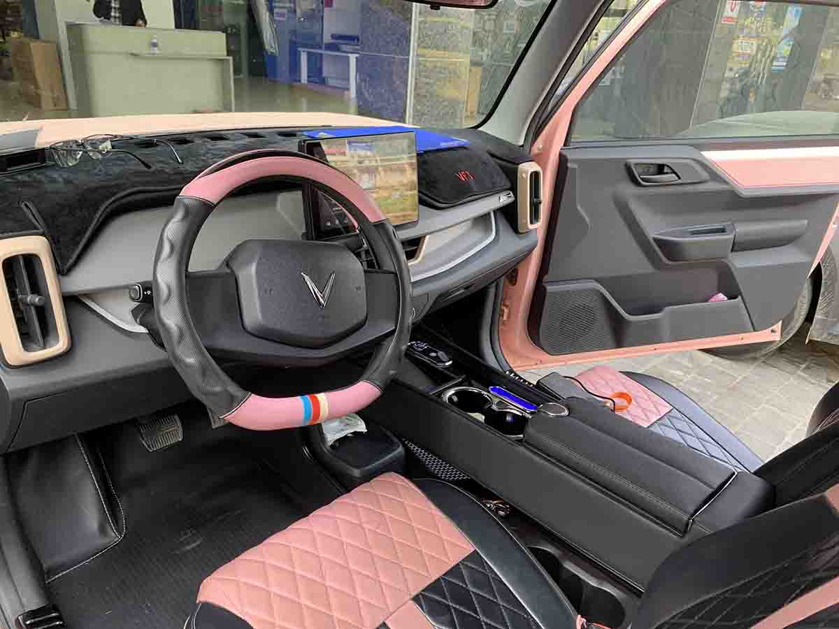 Bộ Yên Ngựa Tích Hợp Cổng Sạc USB Cho VinFast VF3