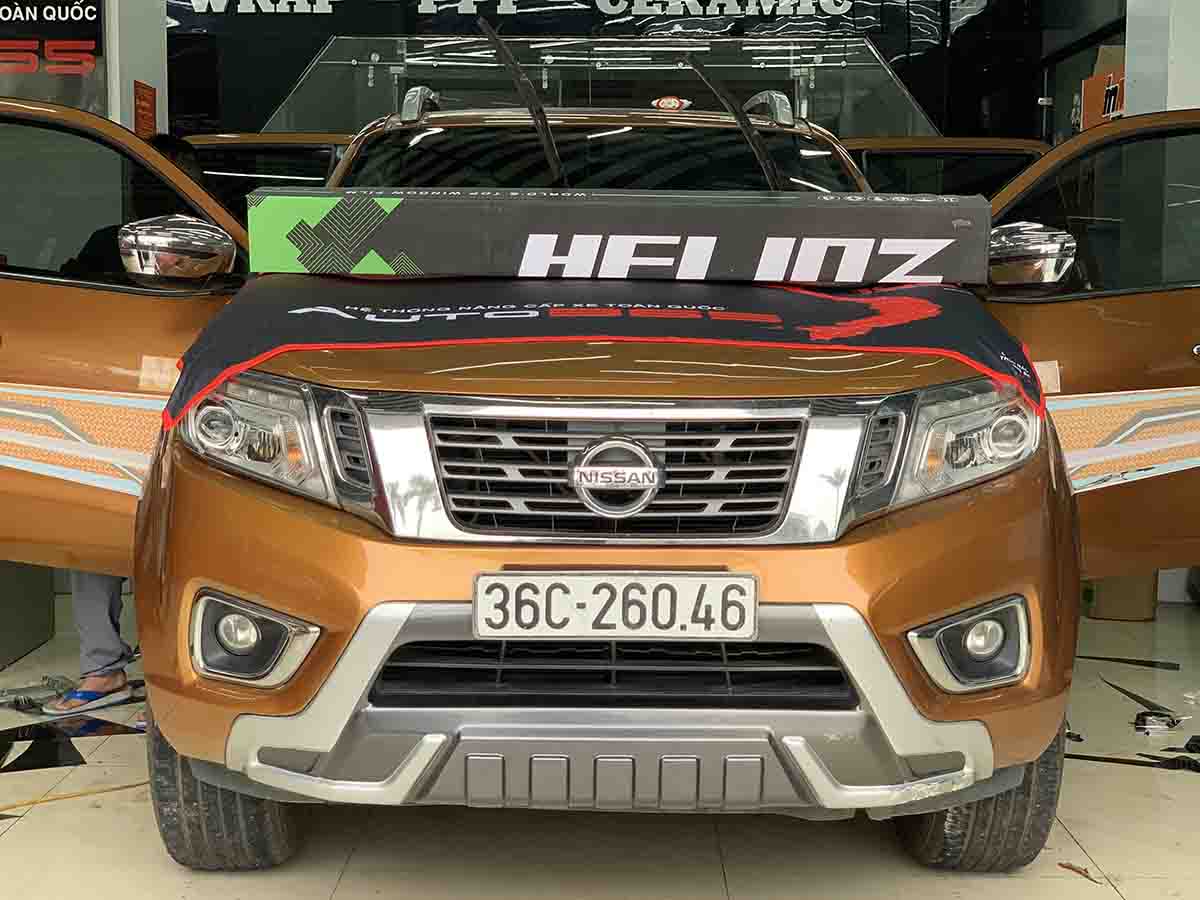 Dán phim cách nhiệt Helioz cho Nissan Navara 2025