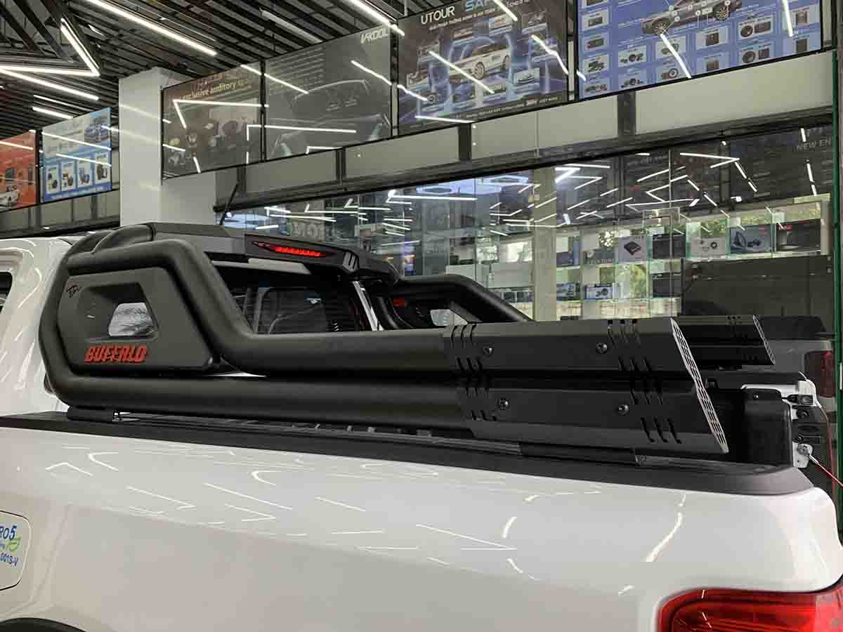 Lắp Vai Thanh Thể Thao Cho Ford XLS 2025