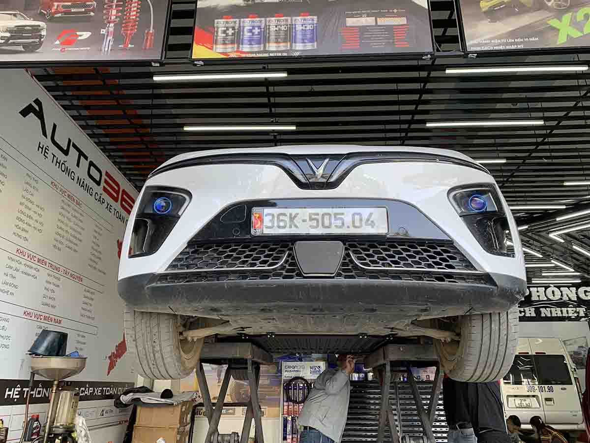 Ốp Bảo Vệ Pin Thép Sơn Tĩnh Điện Cho VF7