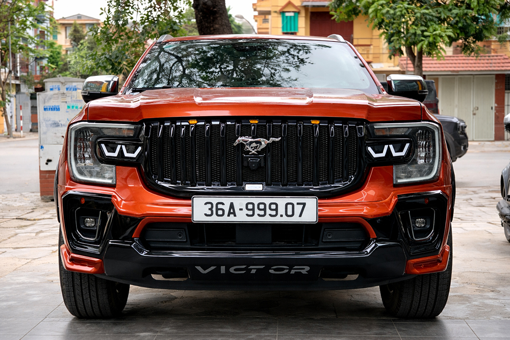 Lắp body kit Ford Everest 2026